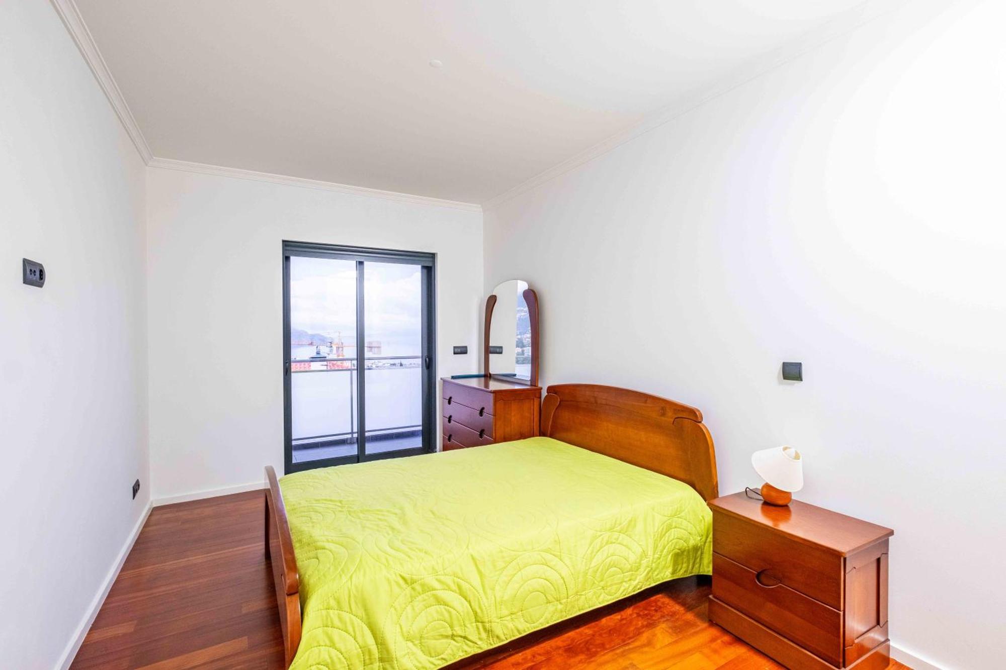 For Rent In Apartamento