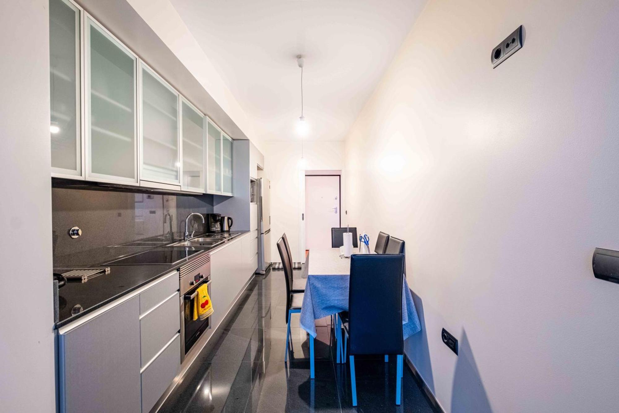 For Rent In Apartamento *