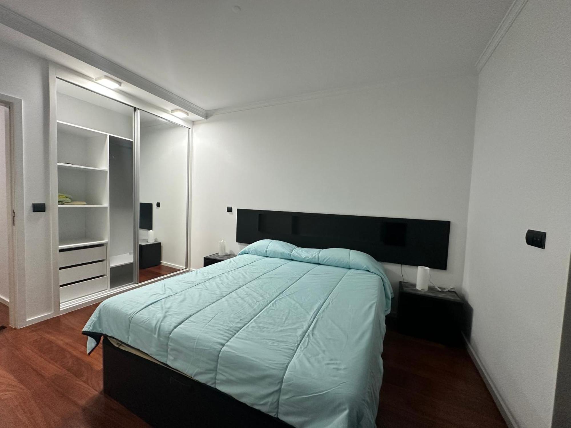 Apartamento For Rent In *